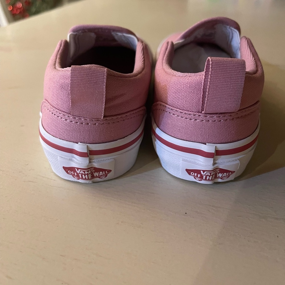 Girls Vans Asher Pink Bow Slip-On Shoes - Picture 6 of 6